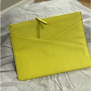 Banana Republic pouch in lemon snakeskin!